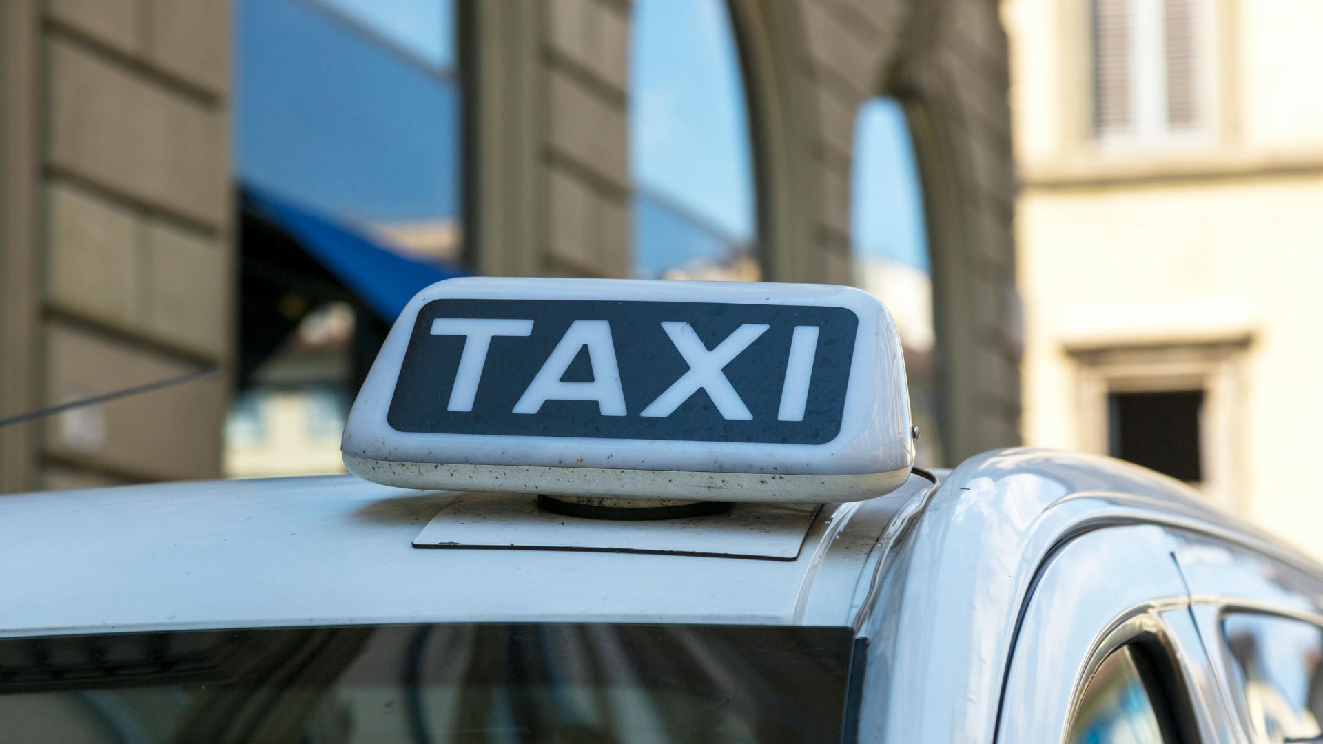 Taxi services in Tirana